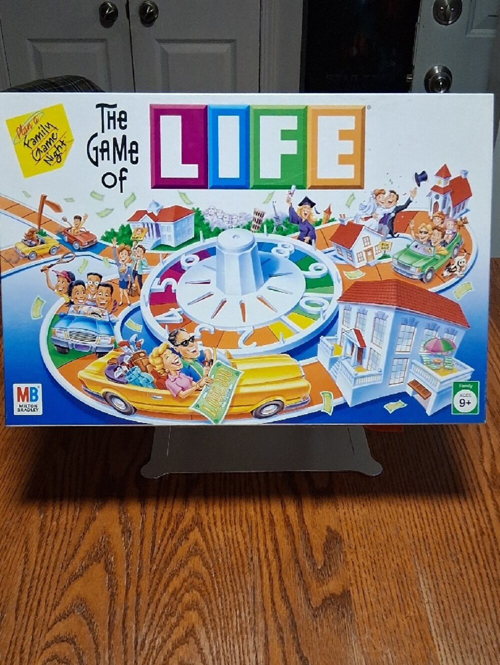 The Game of LIFE Board Game Vintage 2005 Edition